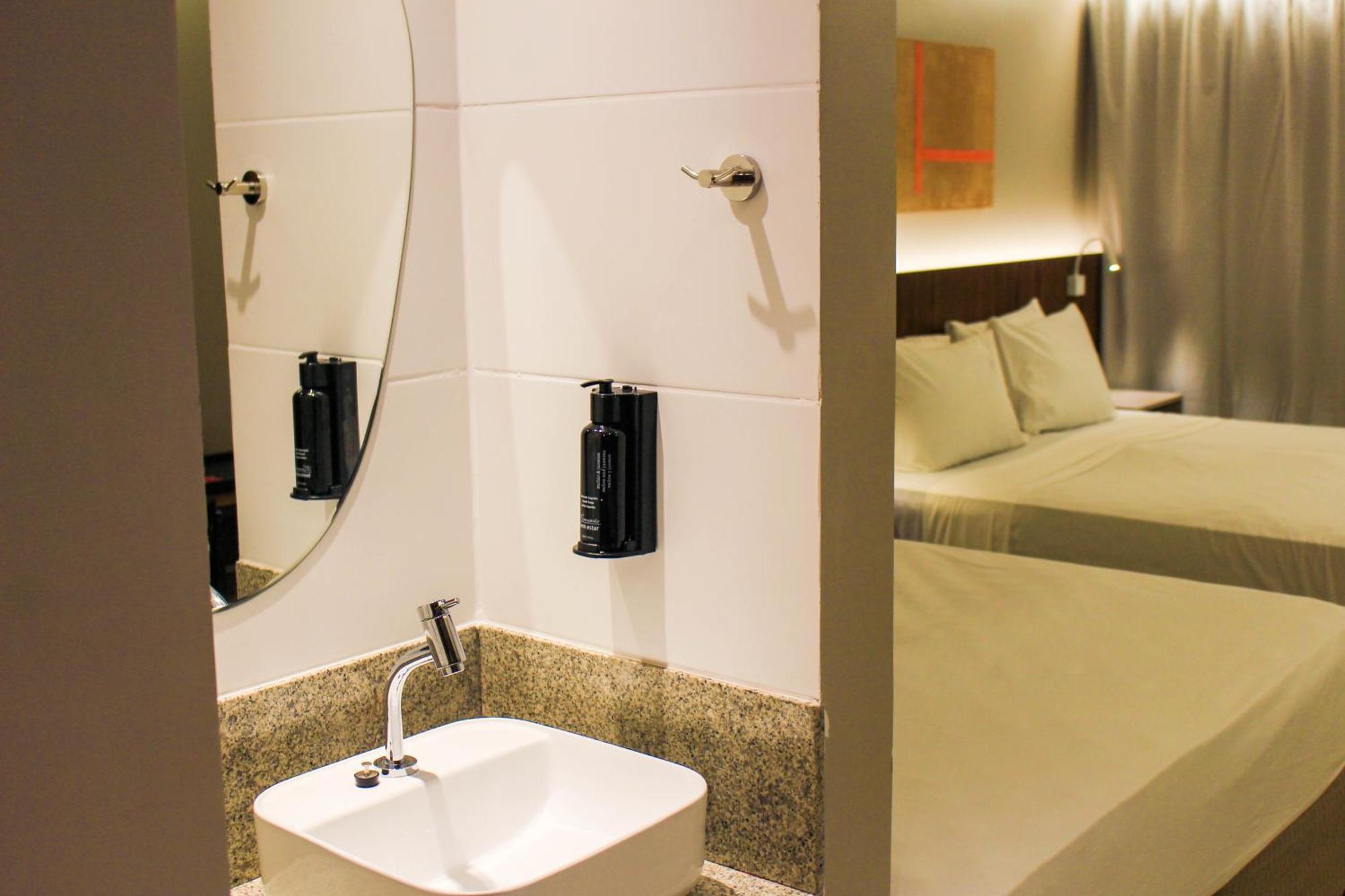 Smart Hotel Жуан-Песоа Экстерьер фото